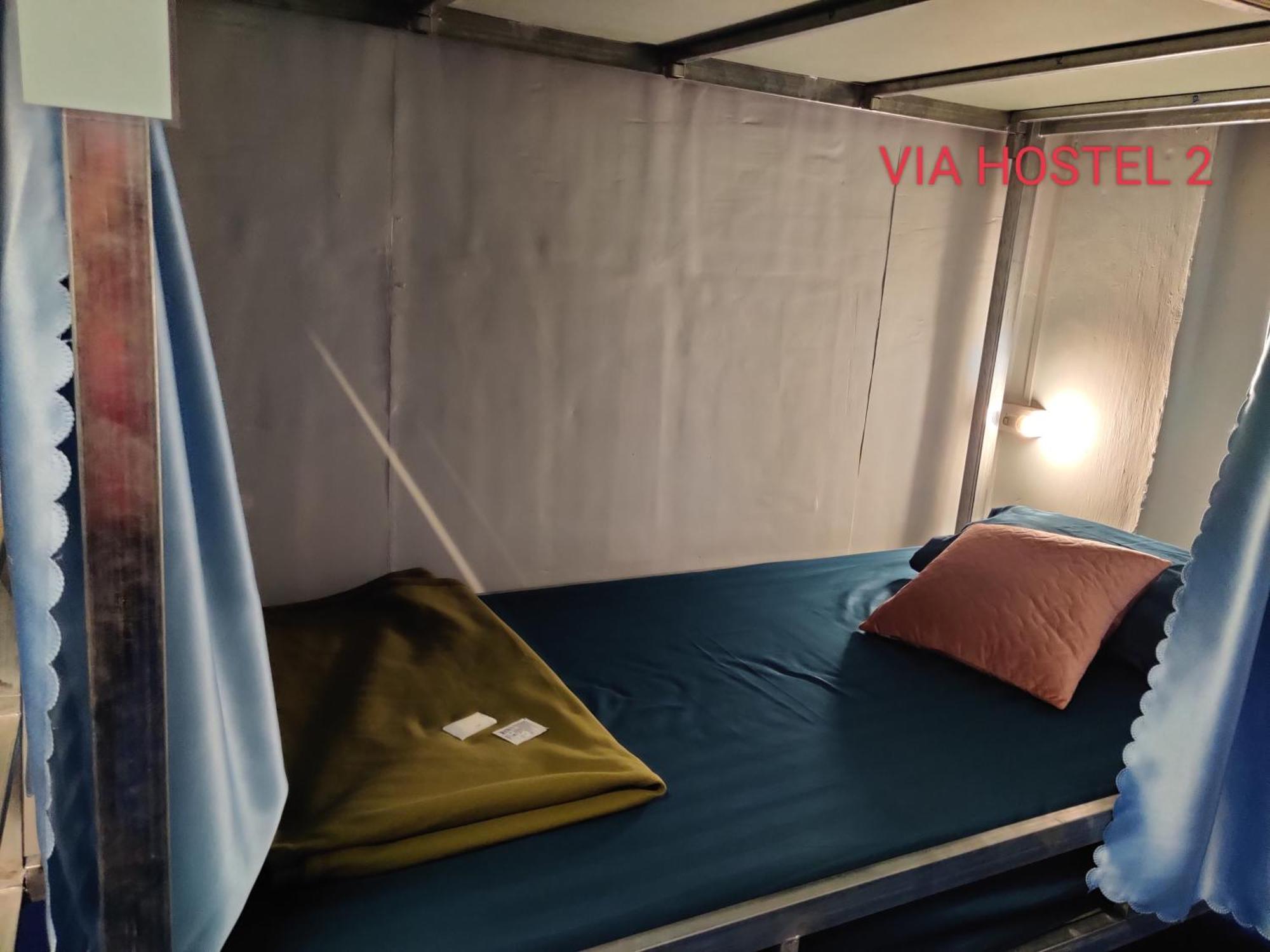 Via Hostel Pakxé Exteriör bild
