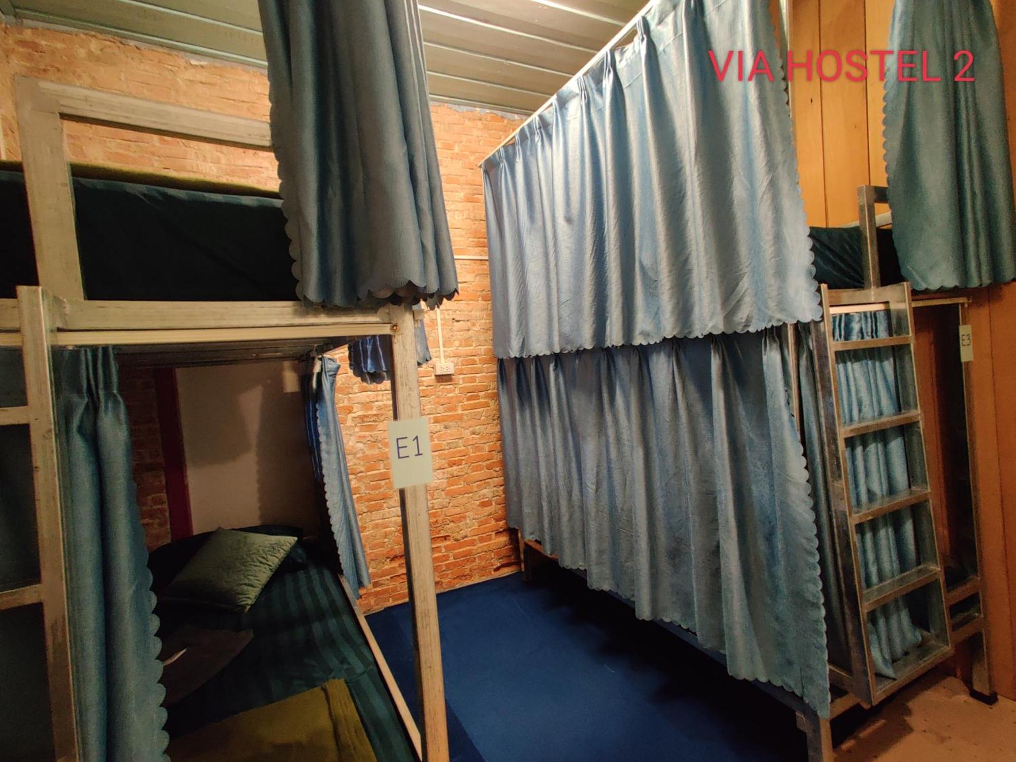 Via Hostel Pakxé Exteriör bild